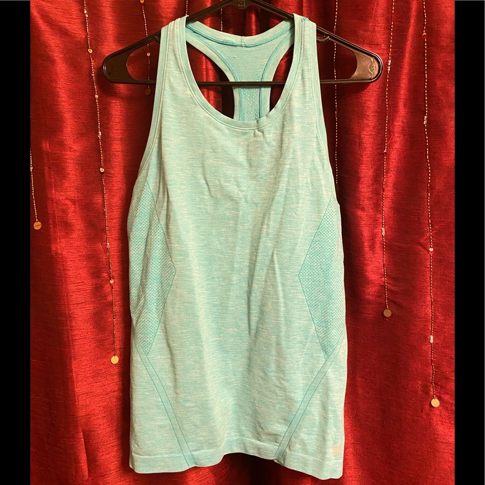 VSX Victoria Secret Sport seamless tank top